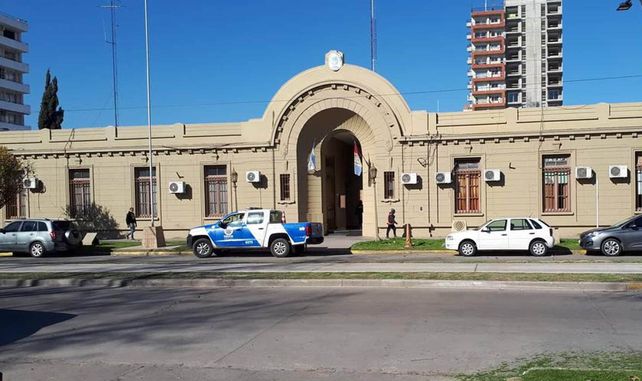 Allanan la Jefatura de Policía de San Lorenzo por presuntas irregularidades