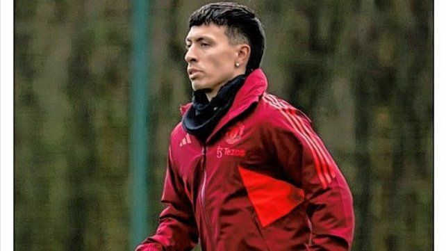 El entrerriano Lisandro Martínez está en la última etapa de recuperación.