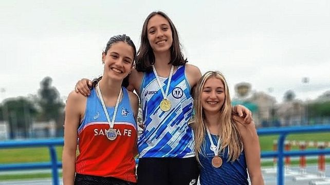 La garrochista santafesina Paula Gómez Iriondo logró medalla de plata en Resistencia.