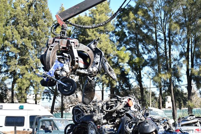 Por distintas infracciones compactaron más de 750 motos y 40 vehículos de cuatro ruedas en Venado Tuerto