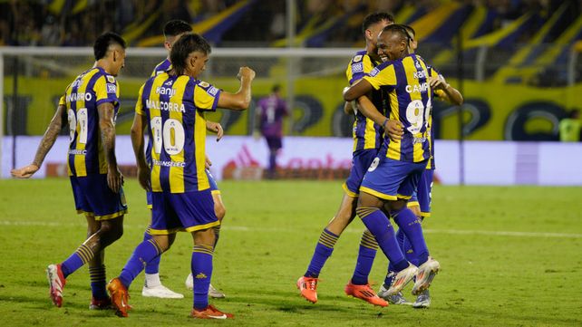 Central metió un gran inicio de torneo y eso le permite encarar el clásico más tranquilo que el rival.