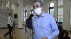El intendente Pablo Javkin se plantó ante Uber. También señaló que reforzará la frecuencia de colectivos a partir del inicio de clases. El intendente Pablo Javkin se plantó ante Uber. También señaló que reforzará la frecuencia de colectivos a partir del inicio de clases.
