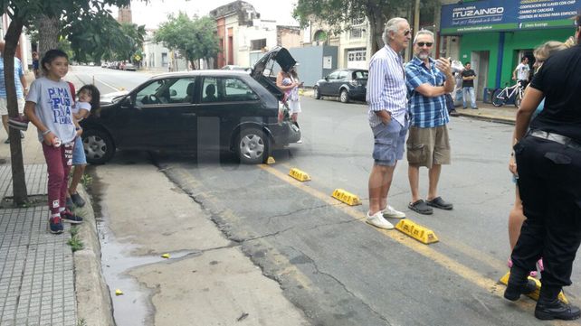 Cuádruple choque en Candioti Sur: uno de los vehículos trasladaba residuos patológicos