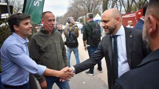 El ministro de Desarrollo Productivo de Santa Fe, Gustavo Puccini, recorrió la feria.