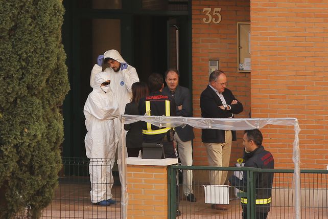 Las autoridades del área de salud de Madrid aclararon que la enfermera había recibido entrenamiento antes de tratar con los pacientes.
