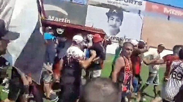 La barra de Chacarita despidió al hincha asesinado en el estadio