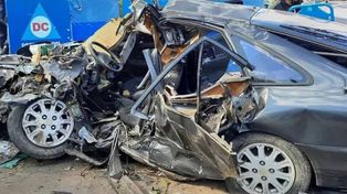 Así fue el accidente vial en que murieron cuatro jóvenes en Longchamps. Chocaron el auto contra un árbol a alta velocidad&nbsp;