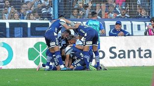 Gimnasia festejó de local.