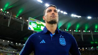 Lionel Scaloni se prepara para dar a conocer la lista de jugadores para la Copa América.