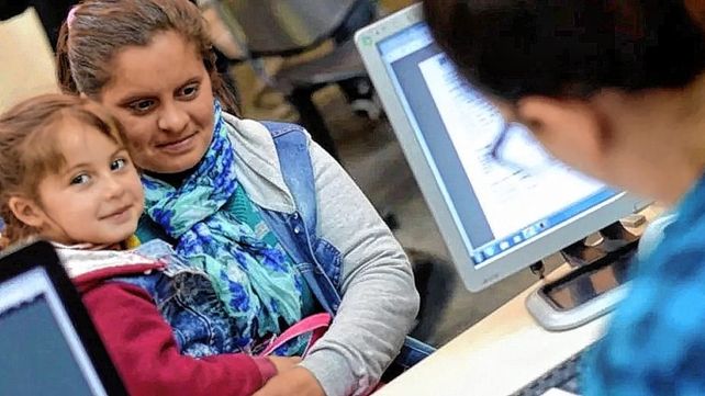 Legisladores presentaron proyectos para cambiar planes sociales por trabajo formal