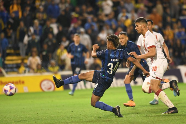 Final del partido: Central lo pudo empatar al final con un gol del Chipi Frías