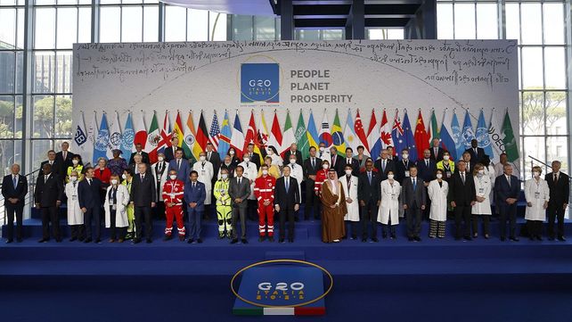 La Cumbre de Líderes del G20: la foto de familia fue con distancia social