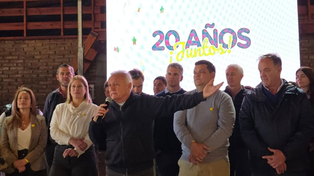 Miguel del Sel estuvo presente en el 20º aniversario del PRO Santa Fe.