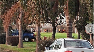 Colón vuelve a trabajar bajo una fuerte custodia policial