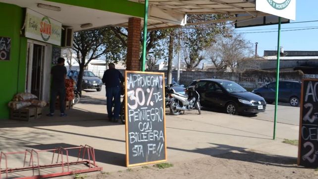 Golpes al bolsillo que asustan: adiós a Billetera Santa Fe, ¿y también a la devolución del IVA?