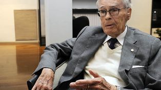 Mario Bunge: “Los gobiernos de los Kirchner apoyaron decididamente a la ciencia”