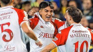 Huracán festejó en Rosario.