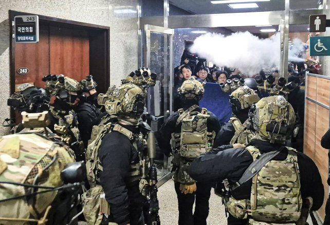 Incidentes en el Parlamento de Seúl.