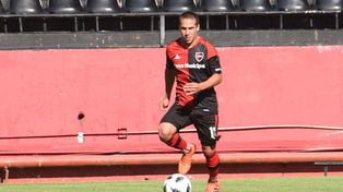Momento único. González nunca fue ni al banco y es posible que mañana sea titular.
