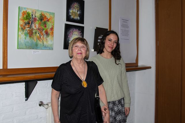 Silvia Tenaglia y Paz Mensur