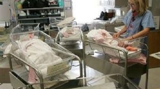Polémica entre la familia de un bebé y el director del hospital