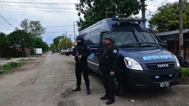 Megaoperativo con 30 allanamientos de la Policía Federal en Rosario