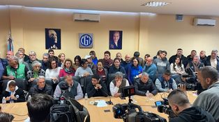 La CGT realizó el anuncio en su sede sindical junto a otros referentes gremiales y de movimientos sociales y de derechos humanos.