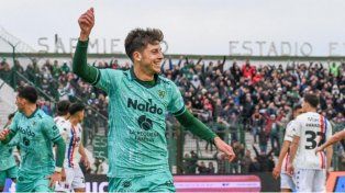 Sarmiento logró un triunfazo ante Tigre en el debut de Lavallén