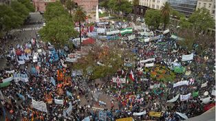 Protesta obrera. Una jornada en la Facultad de Humanidades busca recuperar la memoria de las luchas del movimiento obrero.