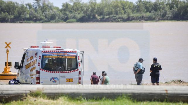 Impresionantes imágenes de accidente náutico en el río Paraná