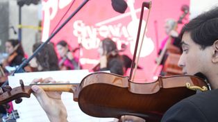 El programa itinerante lleva música clásica y folclórica a diferentes localidades del territorio santafesino a través de un ensamble musical conformado por jóvenes músicos.