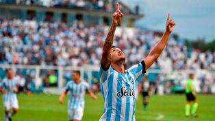 El elegido. Yonathan Cabral está muy cerca de convertirse en jugador leproso.
