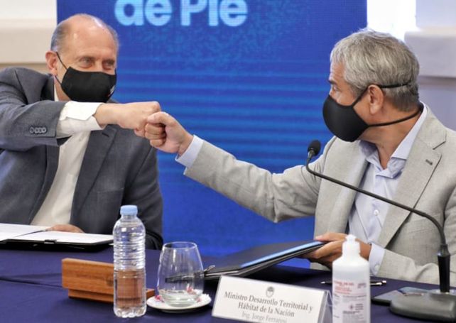 Acuerdo. El gobernador Omar Perotti y el ministro de Desarrollo Territorial y Hábitat de la Nación Jorge Ferraresi.