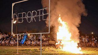 Niños y adultos se divirtieron a pura música, fogón y campamento en el Raúl Alfonsín