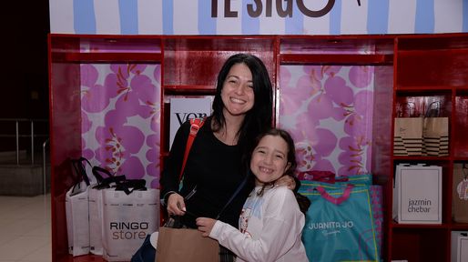 Brindis con Mamá en Alto Rosario