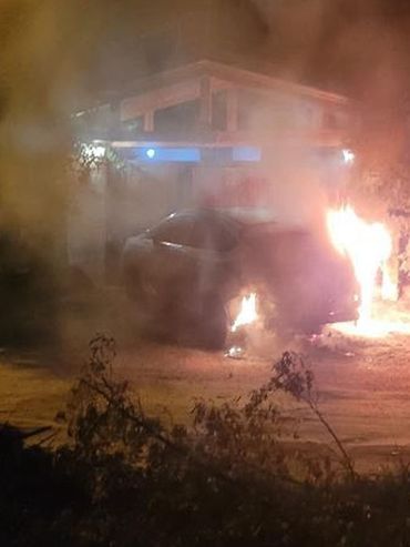 Villa California: vecinos redujeron al presunto pirómano y lo entregaron a la Policía