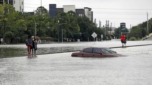 Houston sucumbe ante inundaciones nunca vistas a causa de Harvey