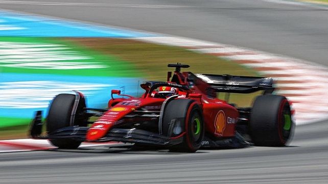 El piloto monegásco hizo una fantástica vuelta final para quedarse con la pole position.