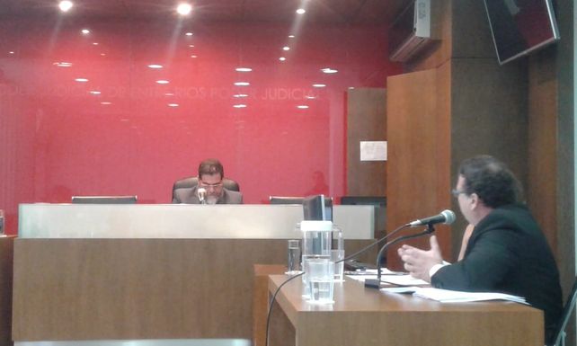Exposición. El defensor oficial Pedemonte argumentó a favor de mantener a los encartados en libertad.&nbsp;
