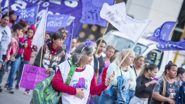 {altText(<p> Ni Una Menos. La Asamblea Antifacista y la Multisectorial de Mujeres Entrerrianas, convoca a la marcha del #3J, en laza 1° de Mayo, Paraná</p>,Ni Una Menos: a 10 años se reedita la marcha este martes)}