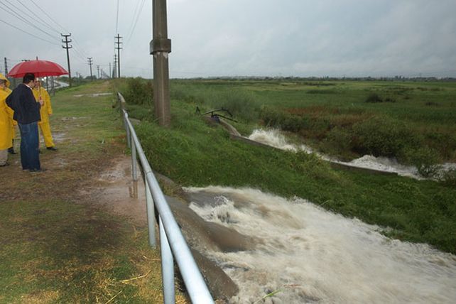 Tras la lluvia, se bombearon más de 77 millones de litros por hora