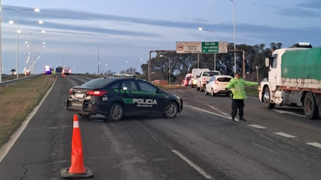 Tras el choque en la autopista a Santa Fe