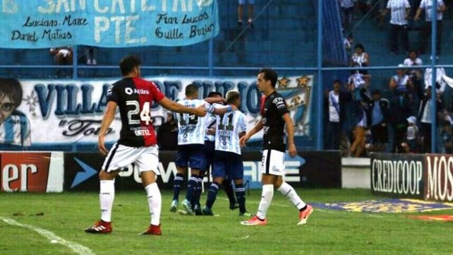 Colón quiere cambiar la historia ante Atlético Tucumán