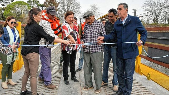 Habilitaron el paso por la hist rica balsa de Villa Urquiza