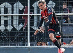 Valentín Pereyra alcanzó los 100 encuentros en Patronato