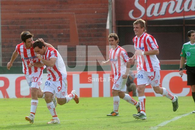 Desahogo Tatengue: Unión derrotó 1 a 0 a Colón luego de un año sin ganar de local