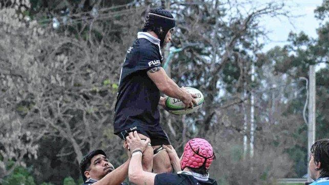 Universitario venció a CRAI y es líder absoluto de la Copa Santa Fe de rugby.