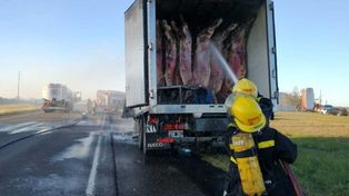 Bomberos Voluntarios de Concepción del Uruguay intervinieron en ambos incendios.