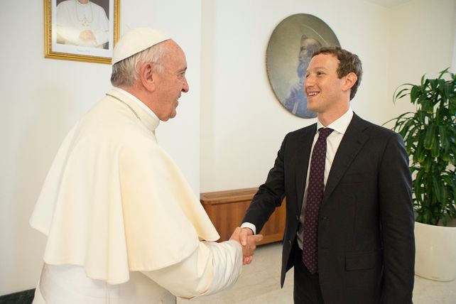 líderes. Francisco recibió en Santa Marta a Mark Zuckerberg.