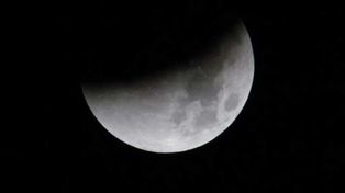 Se producirá el último eclipse parcial de Luna y ¿se verá en Santa Fe?